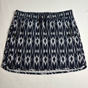 Athleta Reflection Stretch-in Skort Navy and White Ikat Mini Skirt